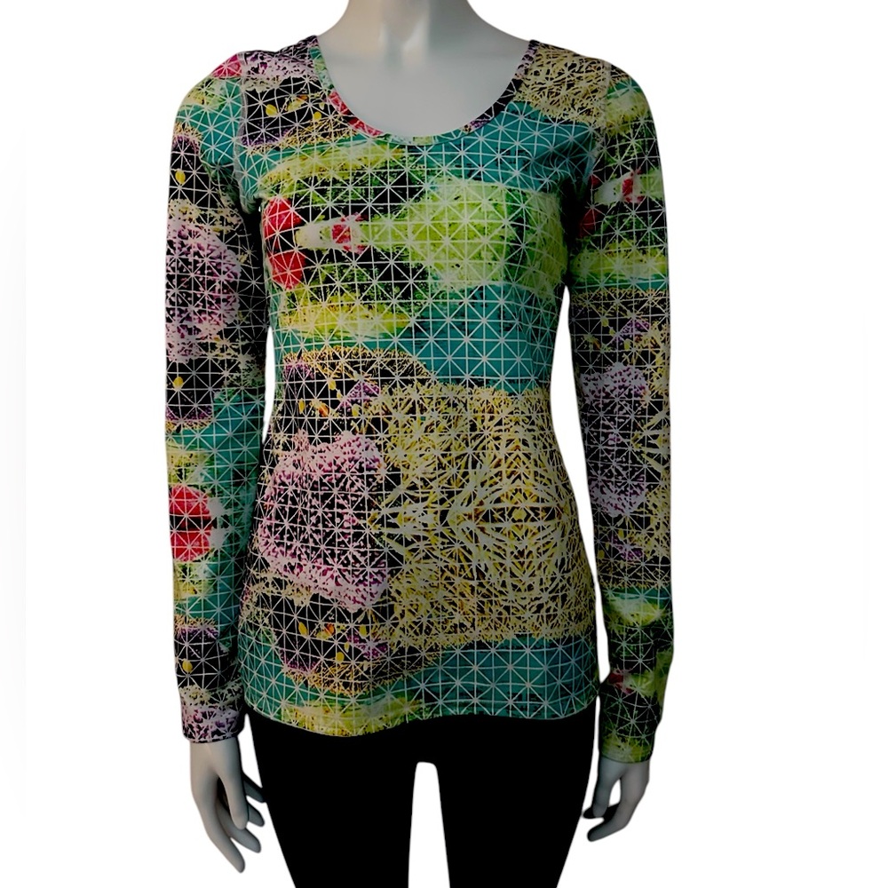 Lululemon Sample Piece Long Sleeve Workout Shirt Size 8